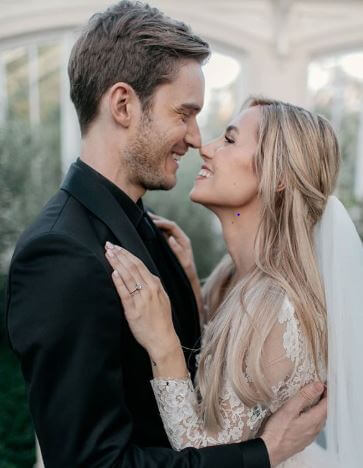 Fanny Kjellberg's brother, Felix Kjellberg on his wedding day.
